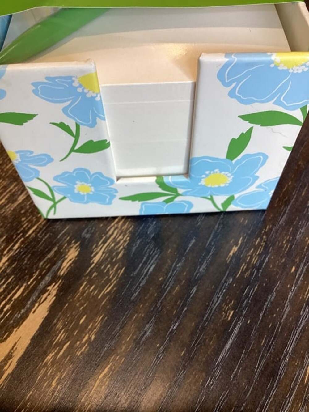 Kate Spade Notecube with Pen - Picture 2 of 3